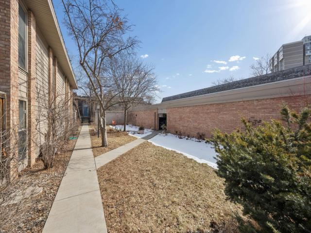 6320 Barrie Road Unit 2B Minneapolis MN 55435 - MLS# 7029971