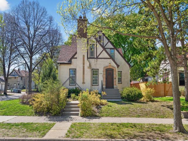 2700 Hayes Street NE Minneapolis MN 55418 - MLS# 7030162