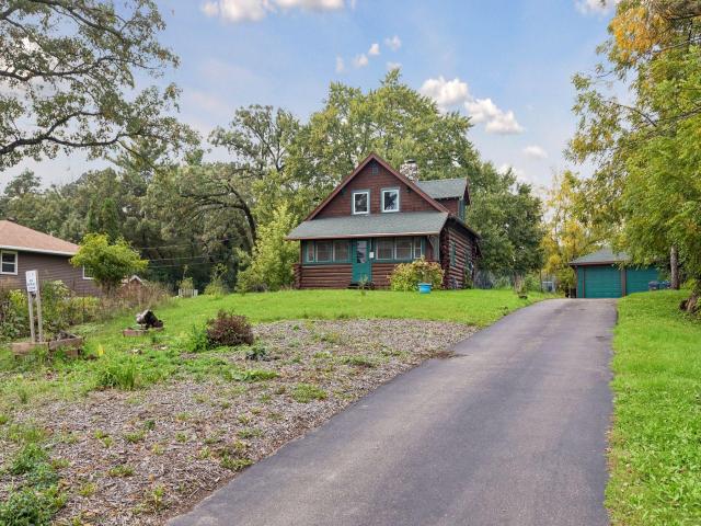 2233 15th Avenue E North Saint Paul MN 55109 - MLS# 7030183
