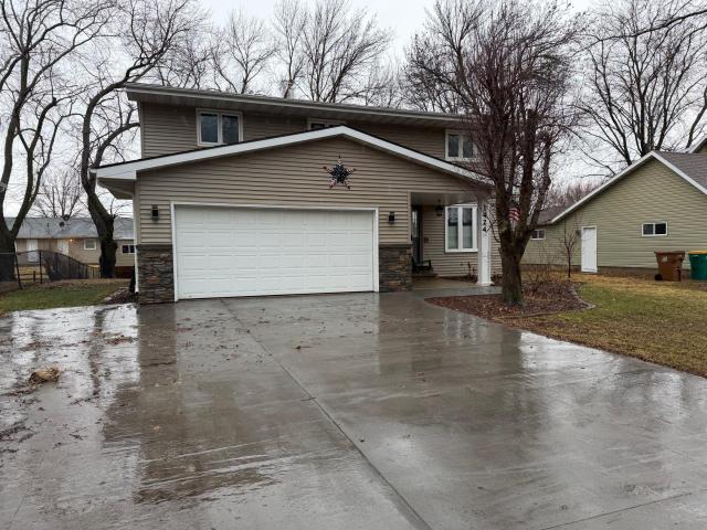 1424 Penn Avenue Albert Lea MN 56007 - MLS# 7030223