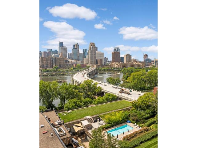 100 2nd Street SE Unit 1004 Minneapolis MN 55414 - MLS# 7030298