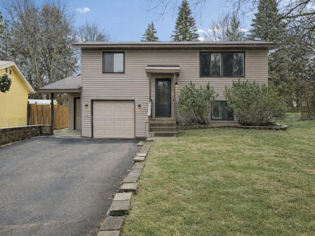 923 123rd Lane NW Minneapolis MN 55448 - MLS# 7030303