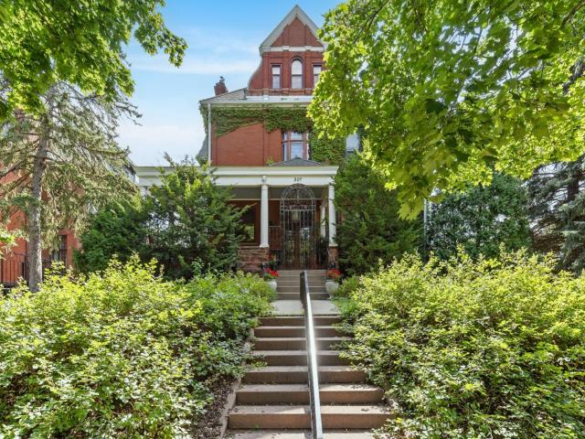 307 Ridgewood Avenue Unit 4 Minneapolis MN 55403 - MLS# 7030503