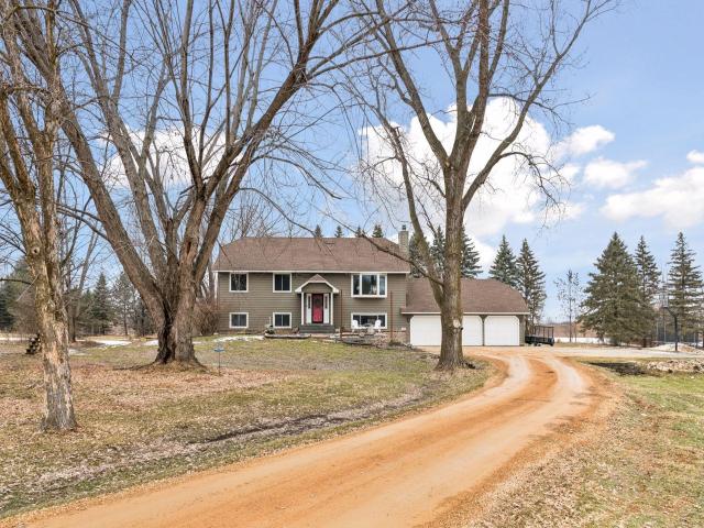2500 Woodhaven Drive Long Lake MN 55356 - MLS# 7030619