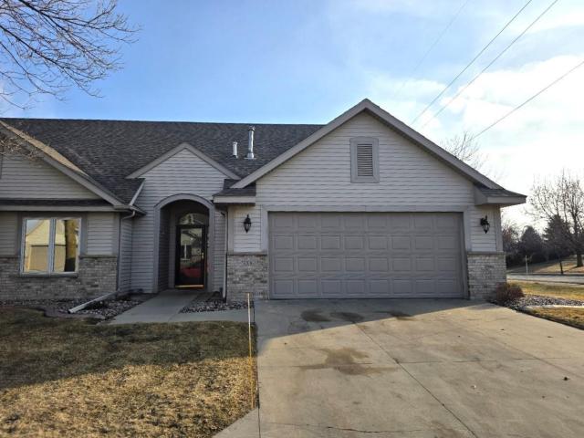 5006 Greens Drive NW Rochester MN 55901 - MLS# 7031238