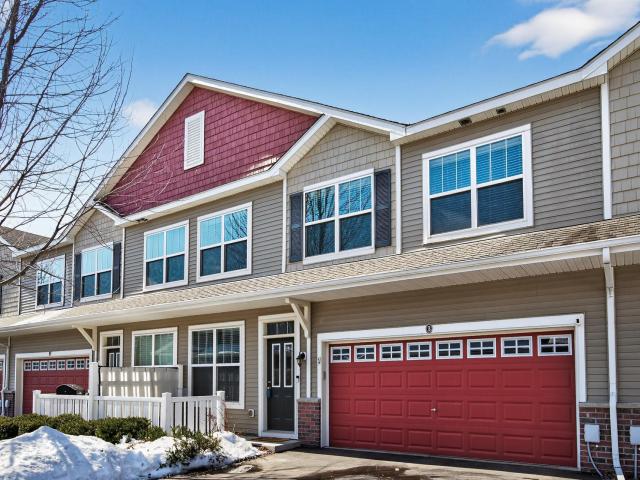 1845 Columbia Lane Unit 3 Chanhassen MN 55317 - MLS# 7031847