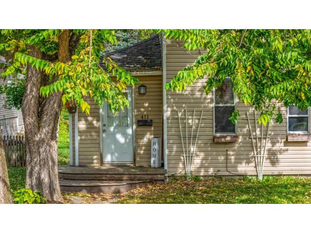 411 Oak Avenue SE Montgomery MN 56069 - MLS# 7032037