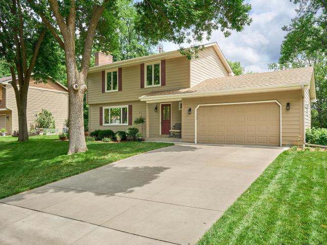 7020 Empire Lane N Maple Grove MN 55311 - MLS# 7032245