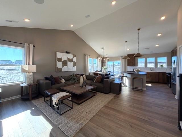 1664 Lund Way Shakopee MN 55379 - MLS# 7032448