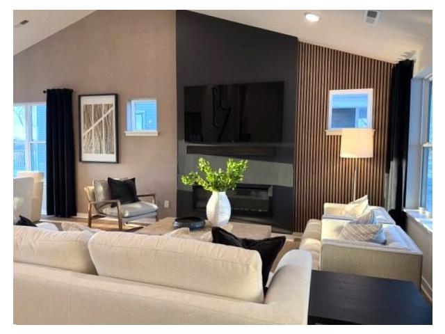 1652 Lund Way Shakopee MN 55379 - MLS# 7032462