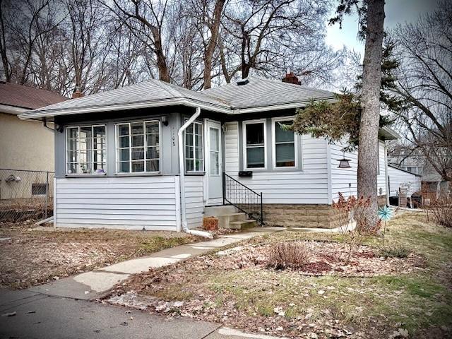 1108 6th Street E Saint Paul MN 55106 - MLS# 7032474