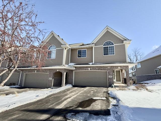 2526 Waterfall Way NW Prior Lake MN 55372 - MLS# 7032581