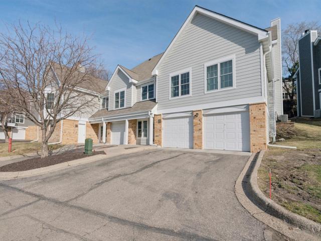 5980 Chasewood Parkway Unit 102 Minnetonka MN 55343 - MLS# 7032702