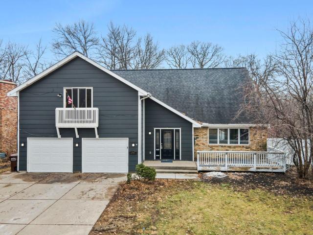 13645 Timber Crest Drive Maple Grove MN 55311 - MLS# 7032880