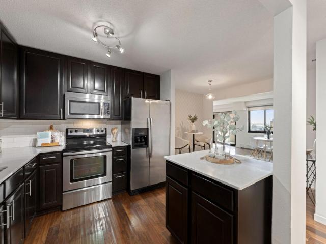 48 Groveland Terrace Unit B307 Minneapolis MN 55403 - MLS# 7032964