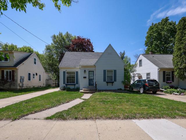 1111 4th Avenue SE Rochester MN 55904 - MLS# 7033007