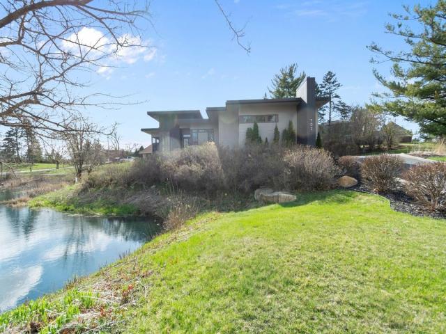 702 Valley Way Hopkins MN 55305 - MLS# 7033204