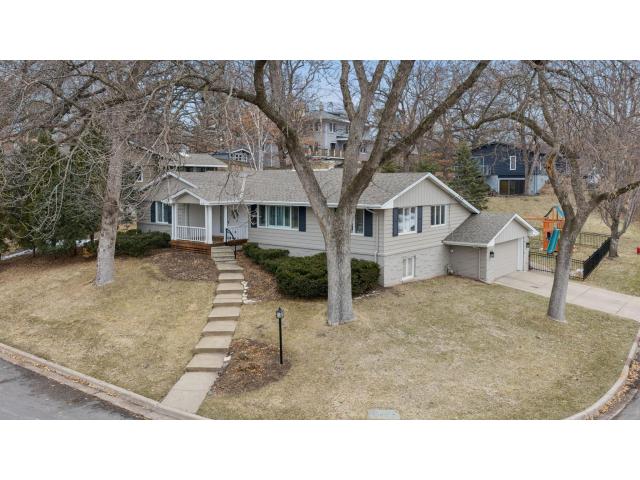 5636 Interlachen Circle Edina MN 55436 - MLS# 7033443
