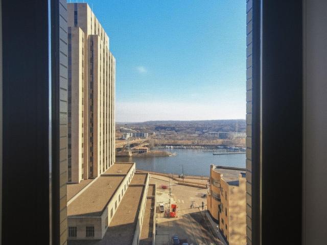 350 Saint Peter Street Unit 909 Saint Paul MN 55102 - MLS# 7033950