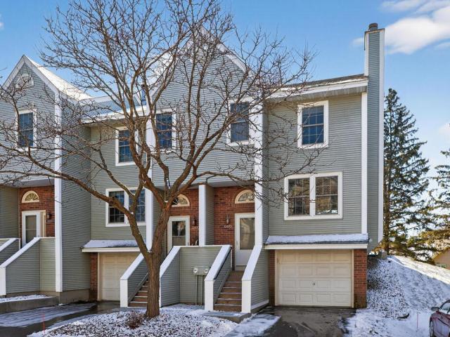 10675 Sherman Drive Unit 13 Eden Prairie MN 55347 - MLS# 7034446