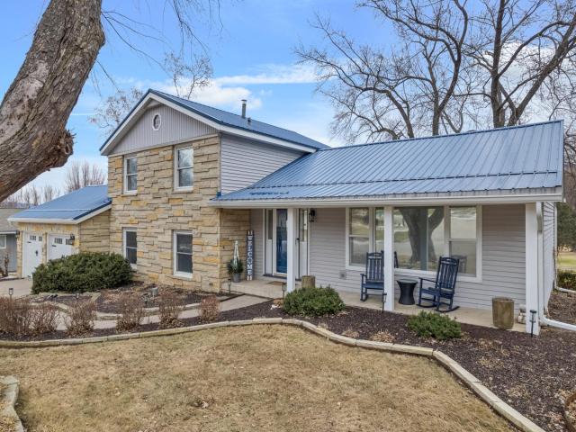 1628 Valley View Drive Winona MN 55987 - MLS# 7035191