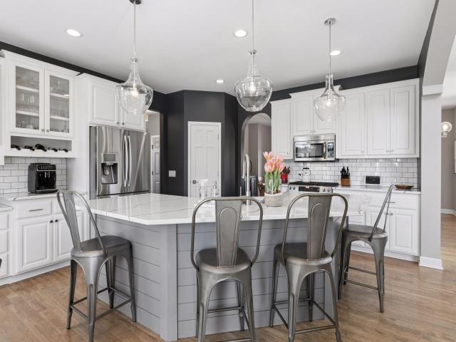 20643 Hazelwood Trail Lakeville MN 55044 - MLS# 7035219