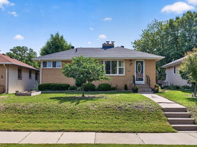 4324 Queen Avenue N Minneapolis MN 55412 - MLS# 7035565