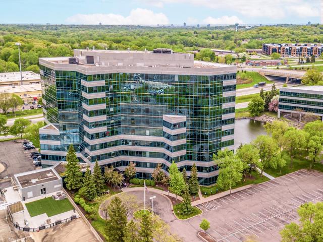 5601 Smetana Drive Unit 813 Hopkins MN 55343 - MLS# 7035733