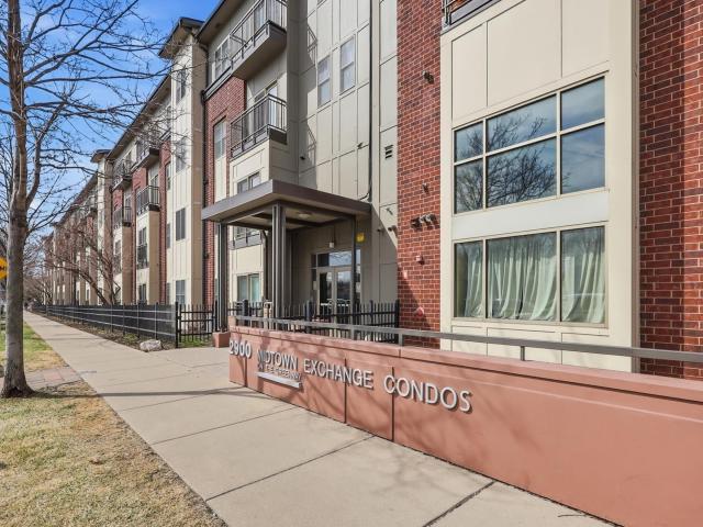 2900 11th Avenue S Unit 402 Minneapolis MN 55407 - MLS# 7035740