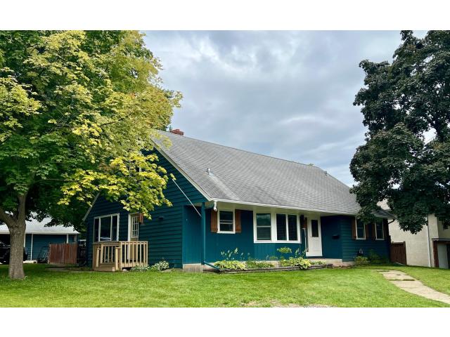 605 Cresthaven Drive South Saint Paul MN 55075 - MLS# 7035880