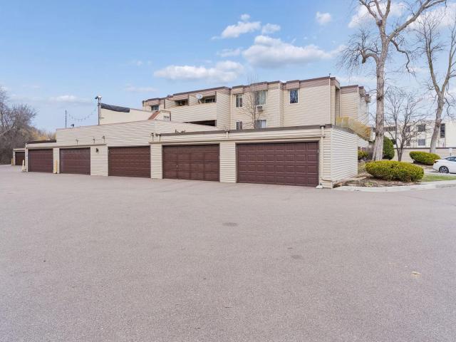 10840 Rockford Road Unit 209 Plymouth MN 55442 - MLS# 7035928