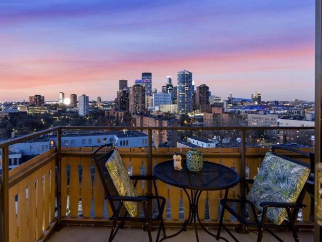 410 Groveland Avenue Unit 1202 Minneapolis MN 55403 - MLS# 7036055