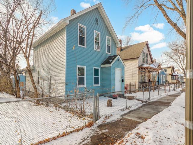 46 Winnipeg Avenue Saint Paul MN 55117 - MLS# 7036106