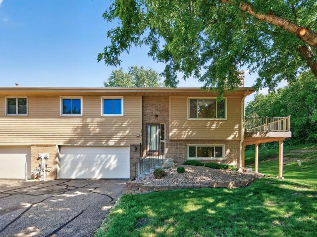 4604 Rosewood Lane N Plymouth MN 55442 - MLS# 7036115