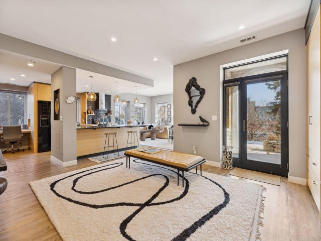 311 Pleasant Avenue Unit 215 Saint Paul MN 55102 - MLS# 7036291