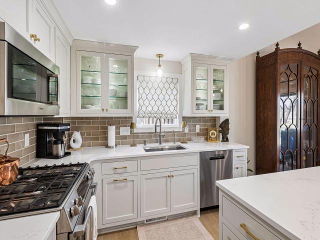 17870 Tioga Trail Wayzata MN 55391 - MLS# 7036327