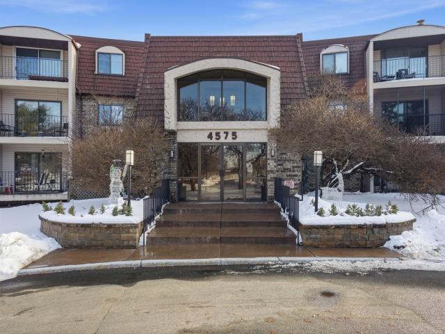 4575 W 80th Street Circle Unit 123 Minneapolis MN 55437 - MLS# 7036636