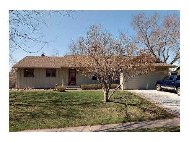 946 Redwood Drive Saint Paul MN 55124 - MLS# 7036673