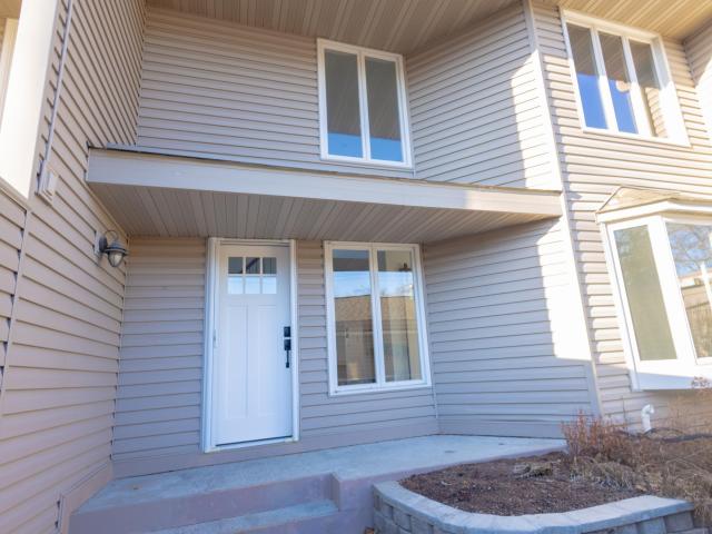 419 County Road C W Saint Paul MN 55113 - MLS# 7036833