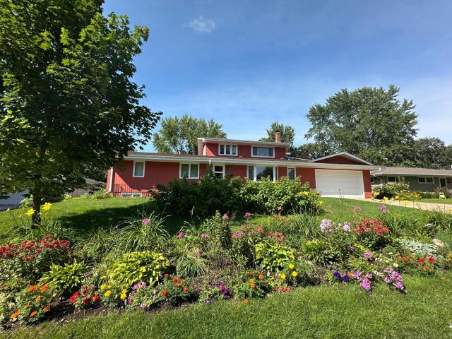 8421 Little Road Minneapolis MN 55437 - MLS# 7036959