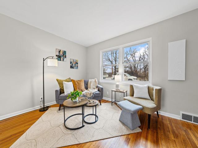 996 Cleveland Avenue S Saint Paul MN 55116 - MLS# 7037070