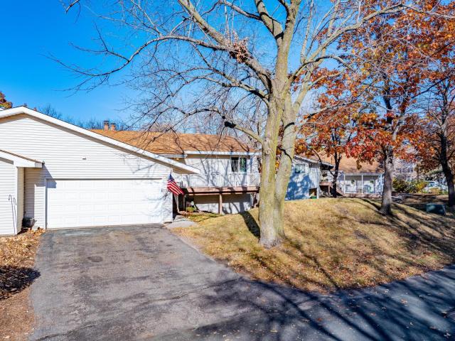 7922 Timber Lake Drive Eden Prairie MN 55347 - MLS# 7037082