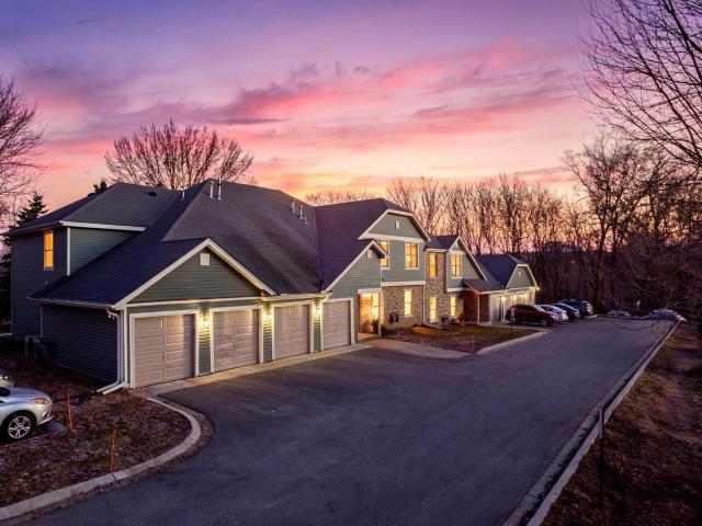 3861 Gold Point Unit B Eagan MN 55122 - MLS# 7037130