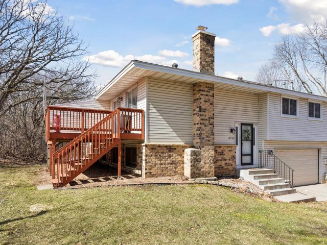 12238 Oak Leaf Circle Burnsville MN 55337 - MLS# 7037167