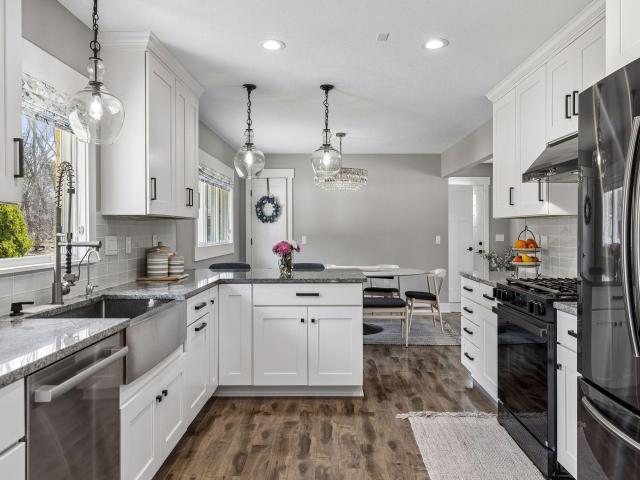 314 Deerwood Lane N Minneapolis MN 55441 - MLS# 7037357