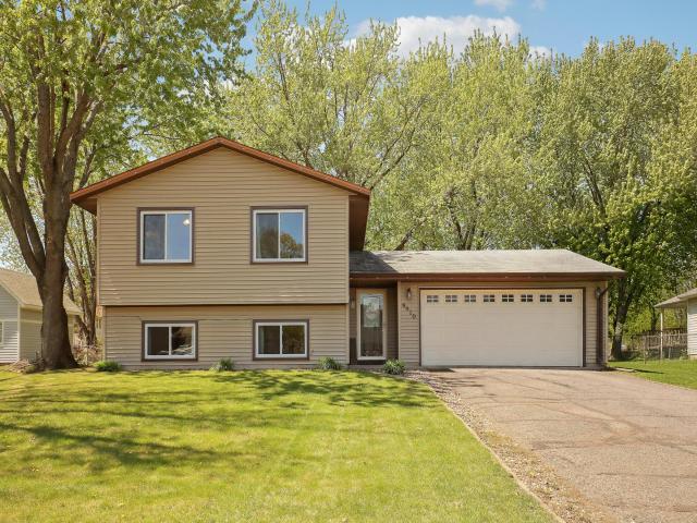 8910 Janero Avenue S Cottage Grove MN 55016 - MLS# 7037408