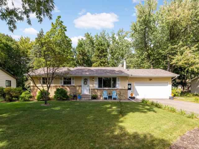 683 Tanglewood Drive Saint Paul MN 55126 - MLS# 7037435
