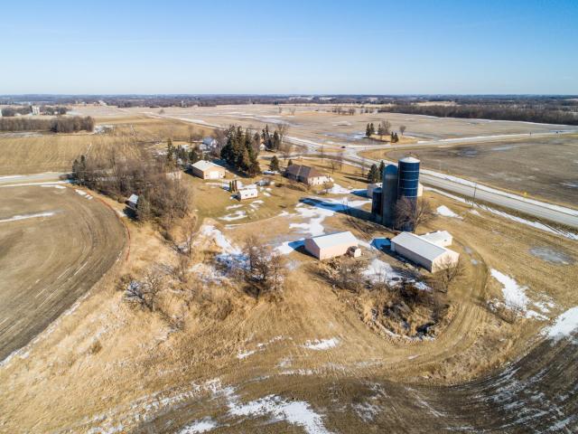 2068 Millersburg Boulevard W Dundas MN 55019 - MLS# 7037570