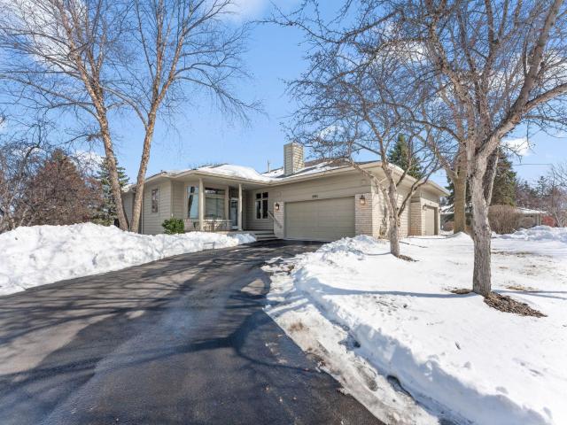 8945 Hilloway Road Eden Prairie MN 55347 - MLS# 7037877