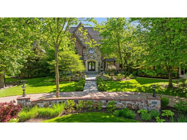 614 Hidden Creek Trail Saint Paul MN 55118 - MLS# 7037972